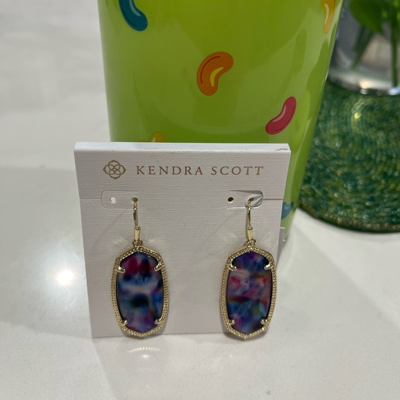 New! Kendra Scott! - Picture 7 of 11